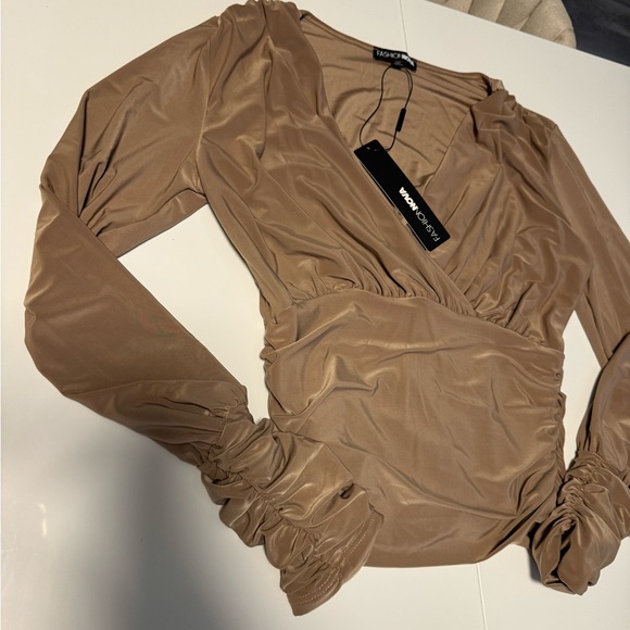 New Elegant V Neck Wrap Top - Picture 5 of 8